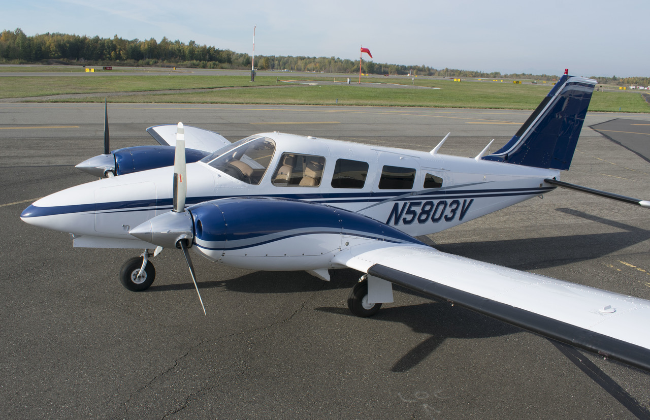 Piper PA-34-200 Seneca